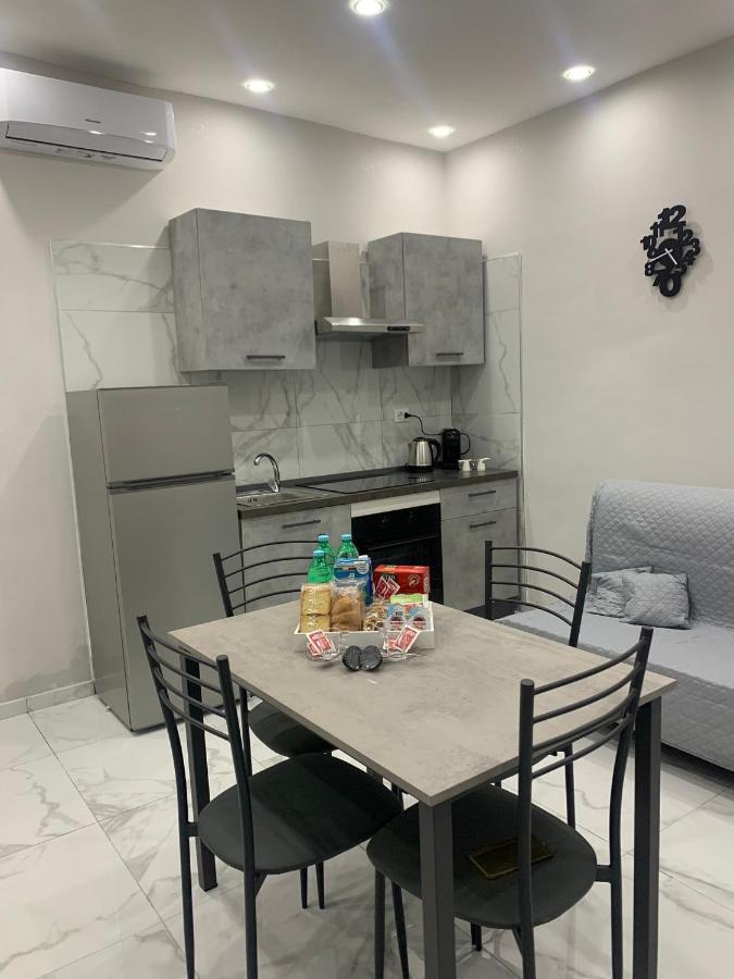 Angela House Apartment Napoli Bagian luar foto